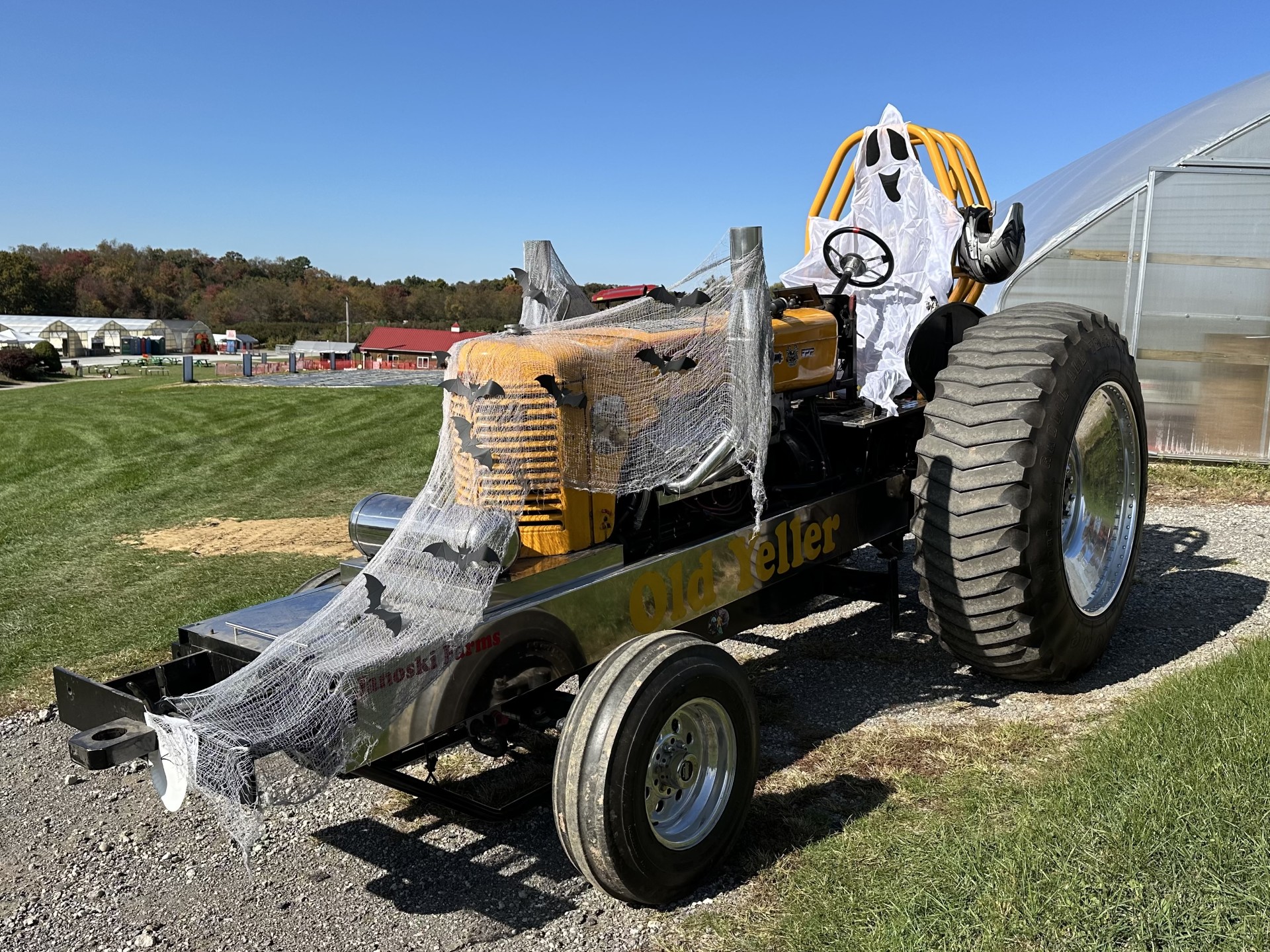 tractortreat1